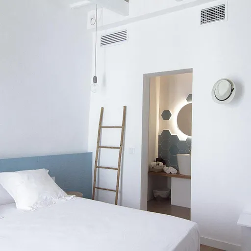 Mon Hotel